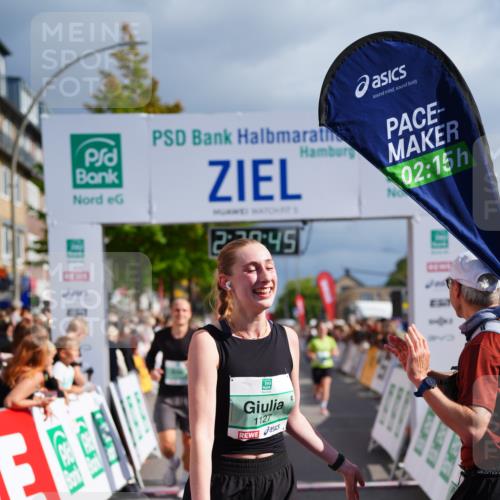 20.09.2026 - PSD Bank Halbmarathon LAZAROV Photography http://msf.ph/oto/10538108 20.09.2026 12:20:45 Ziel 1127, 2305, 2389, 2741, 3620, 3740, 4125, 4292 meine-sportfotos.de