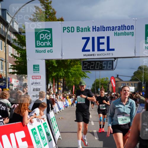 20.09.2026 - PSD Bank Halbmarathon LAZAROV Photography http://msf.ph/oto/10538316 20.09.2026 12:20:55 Ziel 1331, 2305, 3102, 3412, 3740, 4292, 4312, 4790 meine-sportfotos.de