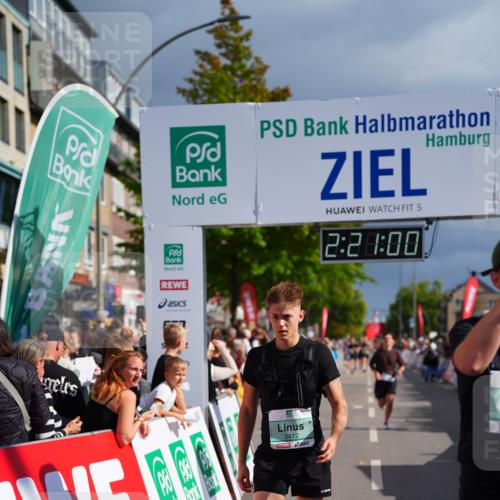 20.09.2026 - PSD Bank Halbmarathon LAZAROV Photography http://msf.ph/oto/10538356 20.09.2026 12:20:59 Ziel 1331, 3102, 3412, 4312, 4423, 4790 meine-sportfotos.de