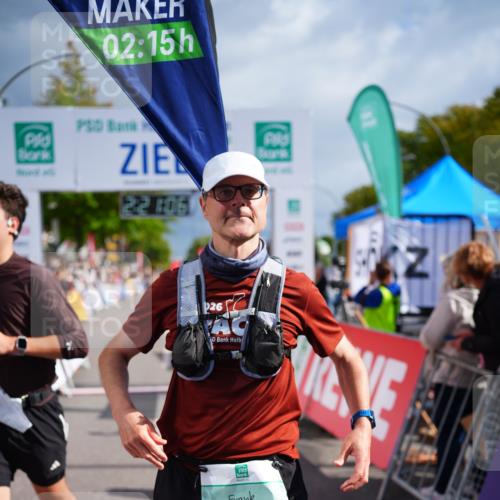 20.09.2026 - PSD Bank Halbmarathon LAZAROV Photography http://msf.ph/oto/10538390 20.09.2026 12:21:05 Ziel 3412, 4423 meine-sportfotos.de