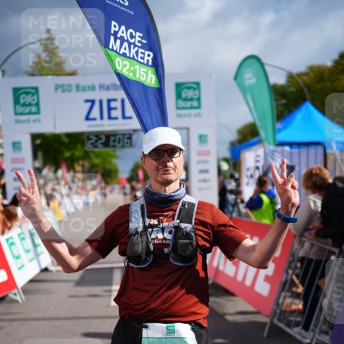 20.09.2026 - PSD Bank Halbmarathon LAZAROV Photography http://msf.ph/oto/10538418 20.09.2026 12:21:05 Ziel 3412, 4423 meine-sportfotos.de