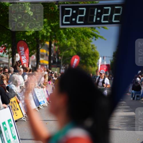 20.09.2026 - PSD Bank Halbmarathon LAZAROV Photography http://msf.ph/oto/10538604 20.09.2026 12:21:22 Ziel 1004, 1143, 1281, 1443, 2906, 2907, 3197, 3672 meine-sportfotos.de