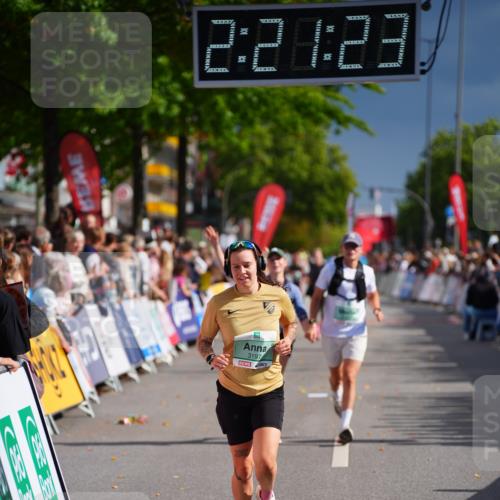 20.09.2026 - PSD Bank Halbmarathon LAZAROV Photography http://msf.ph/oto/10538628 20.09.2026 12:21:23 Ziel 1004, 1281, 1443, 2906, 2907, 3197, 3672 meine-sportfotos.de
