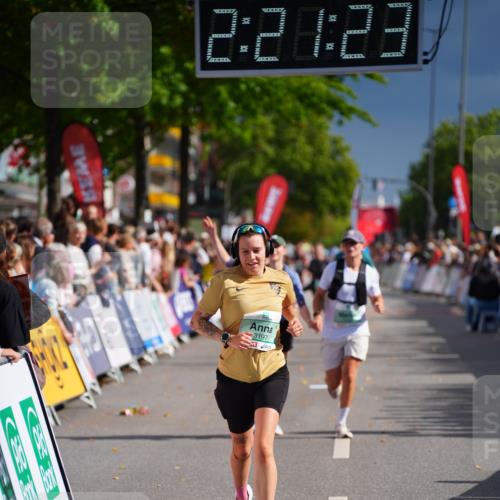 20.09.2026 - PSD Bank Halbmarathon LAZAROV Photography http://msf.ph/oto/10538633 20.09.2026 12:21:23 Ziel 1004, 1281, 1443, 2906, 2907, 3197, 3672 meine-sportfotos.de