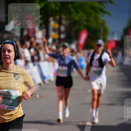20.09.2026 - PSD Bank Halbmarathon LAZAROV Photography http://msf.ph/oto/10538639 20.09.2026 12:21:24 Ziel 1004, 1443, 2907, 3197, 3672 meine-sportfotos.de