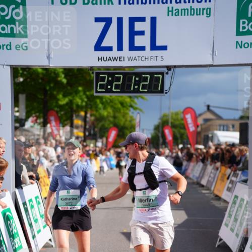 20.09.2026 - PSD Bank Halbmarathon LAZAROV Photography http://msf.ph/oto/10538695 20.09.2026 12:21:27 Ziel 1443, 1793, 3197, 3672 meine-sportfotos.de