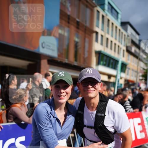 20.09.2026 - PSD Bank Halbmarathon LAZAROV Photography http://msf.ph/oto/10538810 20.09.2026 12:21:40 Ziel 1203, 4205 meine-sportfotos.de