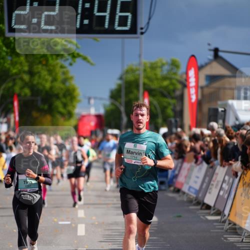 20.09.2026 - PSD Bank Halbmarathon LAZAROV Photography http://msf.ph/oto/10538845 20.09.2026 12:21:45 Ziel 1097, 1714, 4205 meine-sportfotos.de