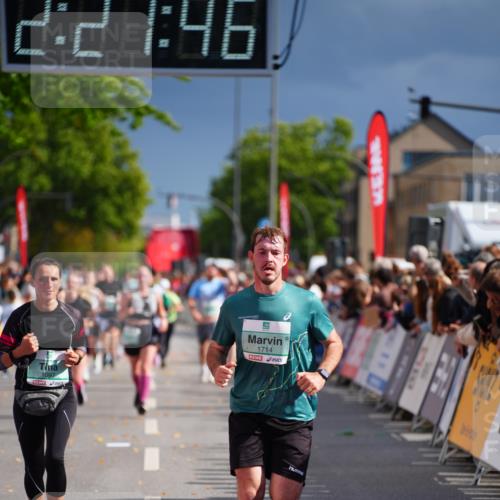 20.09.2026 - PSD Bank Halbmarathon LAZAROV Photography http://msf.ph/oto/10538857 20.09.2026 12:21:45 Ziel 1097, 1714, 4205 meine-sportfotos.de