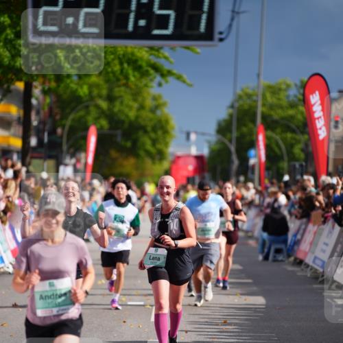 20.09.2026 - PSD Bank Halbmarathon LAZAROV Photography http://msf.ph/oto/10538950 20.09.2026 12:21:50 Ziel 1041, 1097, 1659, 1714, 2419 meine-sportfotos.de