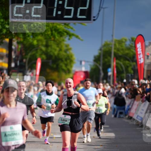 20.09.2026 - PSD Bank Halbmarathon LAZAROV Photography http://msf.ph/oto/10538969 20.09.2026 12:21:51 Ziel 1041, 1097, 1659, 1714, 2419, 2917 meine-sportfotos.de