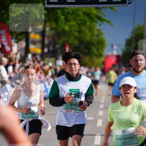 20.09.2026 - PSD Bank Halbmarathon LAZAROV Photography http://msf.ph/oto/10539034 20.09.2026 12:21:55 Ziel 1041, 1097, 1659, 2060, 2419, 2917, 4303, 4310, 4315 meine-sportfotos.de