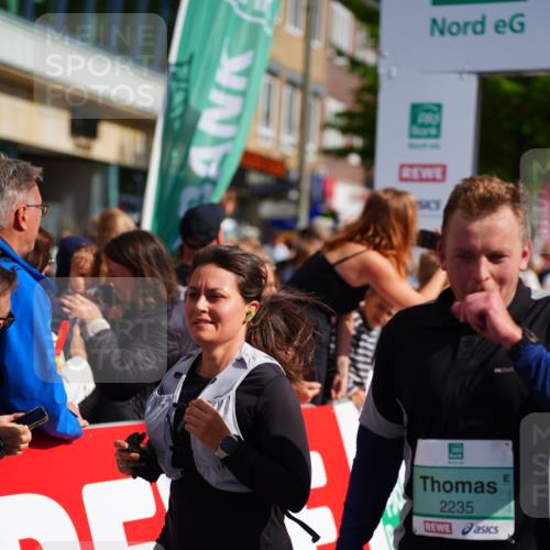 20.09.2026 - PSD Bank Halbmarathon LAZAROV Photography http://msf.ph/oto/10539130 20.09.2026 12:22:04 Ziel 2060, 2235, 2770, 3741, 4303, 4310, 4315 meine-sportfotos.de