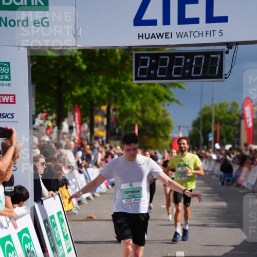 20.09.2026 - PSD Bank Halbmarathon LAZAROV Photography http://msf.ph/oto/10539156 20.09.2026 12:22:06 Ziel 1773, 2235, 2770, 3014, 3741, 4413 meine-sportfotos.de