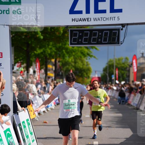 20.09.2026 - PSD Bank Halbmarathon LAZAROV Photography http://msf.ph/oto/10539166 20.09.2026 12:22:06 Ziel 1773, 2235, 2770, 3014, 3741, 4413 meine-sportfotos.de