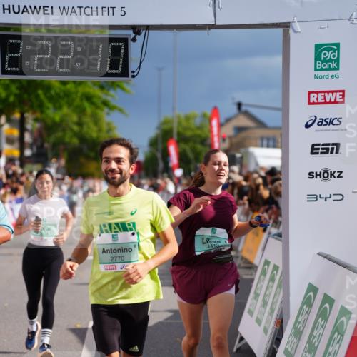 20.09.2026 - PSD Bank Halbmarathon LAZAROV Photography http://msf.ph/oto/10539220 20.09.2026 12:22:09 Ziel 1773, 2770, 3014, 3741, 4413 meine-sportfotos.de