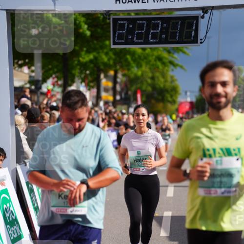 20.09.2026 - PSD Bank Halbmarathon LAZAROV Photography http://msf.ph/oto/10539237 20.09.2026 12:22:10 Ziel 1773, 2770, 3014, 3741, 4413 meine-sportfotos.de