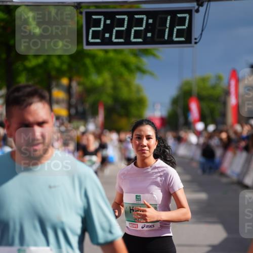 20.09.2026 - PSD Bank Halbmarathon LAZAROV Photography http://msf.ph/oto/10539241 20.09.2026 12:22:11 Ziel 1773, 2770, 3014, 3741, 4413 meine-sportfotos.de