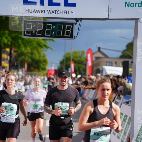 20.09.2026 - PSD Bank Halbmarathon LAZAROV Photography http://msf.ph/oto/10539300 20.09.2026 12:22:18 Ziel 1329, 1991, 3014, 3560, 4337, 4361 meine-sportfotos.de