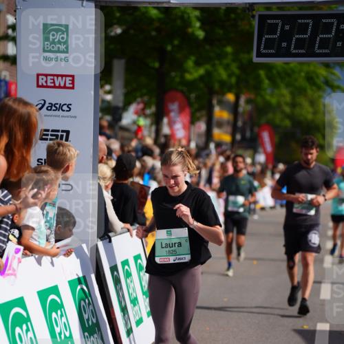 20.09.2026 - PSD Bank Halbmarathon LAZAROV Photography http://msf.ph/oto/10539367 20.09.2026 12:22:25 Ziel 1329, 1825, 1991, 2996, 3462, 3560, 4337, 4361 meine-sportfotos.de