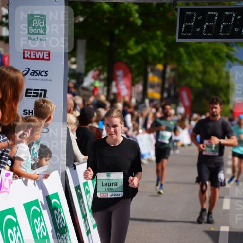 20.09.2026 - PSD Bank Halbmarathon LAZAROV Photography http://msf.ph/oto/10539375 20.09.2026 12:22:25 Ziel 1329, 1825, 1991, 2996, 3462, 3560, 4337, 4361 meine-sportfotos.de
