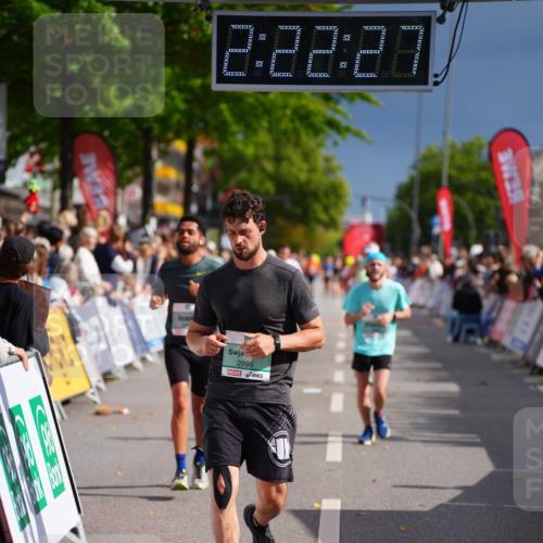 20.09.2026 - PSD Bank Halbmarathon LAZAROV Photography http://msf.ph/oto/10539382 20.09.2026 12:22:27 Ziel 1825, 2996, 3462, 4337, 4362 meine-sportfotos.de