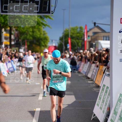 20.09.2026 - PSD Bank Halbmarathon LAZAROV Photography http://msf.ph/oto/10539424 20.09.2026 12:22:30 Ziel 1825, 2996, 3462, 4337, 4362, 4666 meine-sportfotos.de