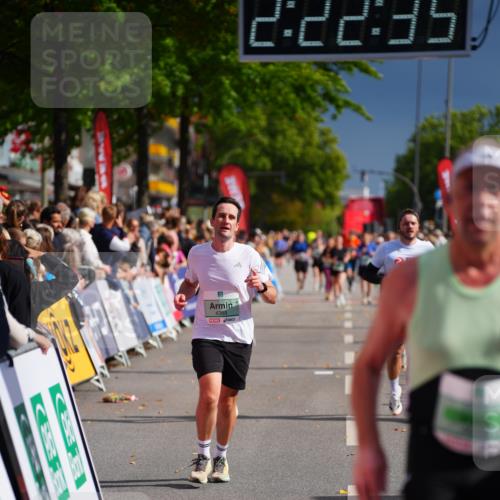 20.09.2026 - PSD Bank Halbmarathon LAZAROV Photography http://msf.ph/oto/10539477 20.09.2026 12:22:35 Ziel 1657, 2996, 3462, 4333, 4362, 4388, 4666 meine-sportfotos.de