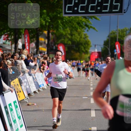 20.09.2026 - PSD Bank Halbmarathon LAZAROV Photography http://msf.ph/oto/10539480 20.09.2026 12:22:35 Ziel 1657, 2996, 3462, 4333, 4362, 4388, 4666 meine-sportfotos.de
