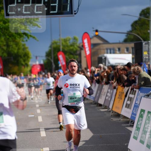 20.09.2026 - PSD Bank Halbmarathon LAZAROV Photography http://msf.ph/oto/10539491 20.09.2026 12:22:37 Ziel 1657, 1767, 3462, 4161, 4333, 4362, 4388, 4666 meine-sportfotos.de