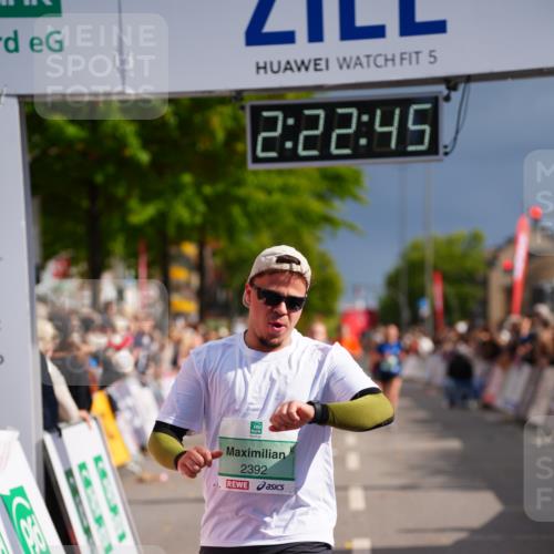 20.09.2026 - PSD Bank Halbmarathon LAZAROV Photography http://msf.ph/oto/10539566 20.09.2026 12:22:45 Ziel 1657, 1767, 2392, 3245, 3358, 4161, 4333, 4388 meine-sportfotos.de
