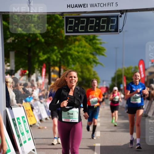 20.09.2026 - PSD Bank Halbmarathon LAZAROV Photography http://msf.ph/oto/10539638 20.09.2026 12:22:51 Ziel 1939, 2392, 2710, 3245, 3358, 3541, 4032 meine-sportfotos.de