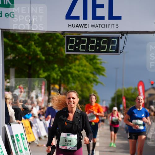 20.09.2026 - PSD Bank Halbmarathon LAZAROV Photography http://msf.ph/oto/10539652 20.09.2026 12:22:52 Ziel 1939, 2319, 2710, 3245, 3358, 3541, 4032 meine-sportfotos.de