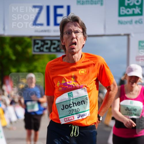 20.09.2026 - PSD Bank Halbmarathon LAZAROV Photography http://msf.ph/oto/10539757 20.09.2026 12:22:59 Ziel 1378, 1391, 1939, 2319, 2710, 3541, 4032 meine-sportfotos.de