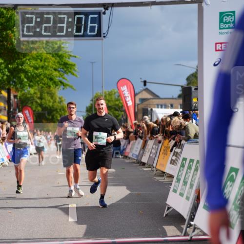 20.09.2026 - PSD Bank Halbmarathon LAZAROV Photography http://msf.ph/oto/10539796 20.09.2026 12:23:05 Ziel 1295, 1378, 1391, 2337, 4202 meine-sportfotos.de