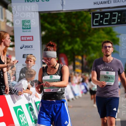20.09.2026 - PSD Bank Halbmarathon LAZAROV Photography http://msf.ph/oto/10539872 20.09.2026 12:23:09 Ziel 1295, 1378, 2337, 4202 meine-sportfotos.de