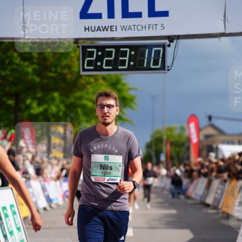 20.09.2026 - PSD Bank Halbmarathon LAZAROV Photography http://msf.ph/oto/10539880 20.09.2026 12:23:10 Ziel 1295, 2337, 4202, 4284 meine-sportfotos.de