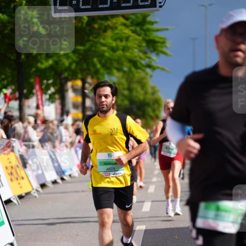 20.09.2026 - PSD Bank Halbmarathon LAZAROV Photography http://msf.ph/oto/10540218 20.09.2026 12:23:30 Ziel 1324, 2384, 3807, 4628, 4667 meine-sportfotos.de