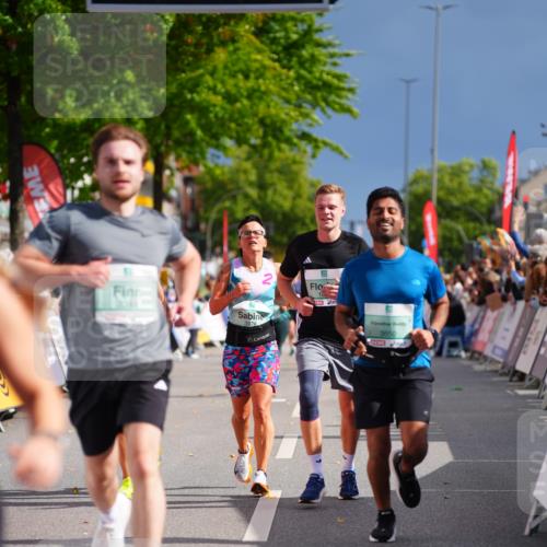 20.09.2026 - PSD Bank Halbmarathon LAZAROV Photography http://msf.ph/oto/10540266 20.09.2026 12:23:34 Ziel 1324, 1884, 2384, 2624, 3650, 3807, 3978, 4517, 4628, 4667 meine-sportfotos.de