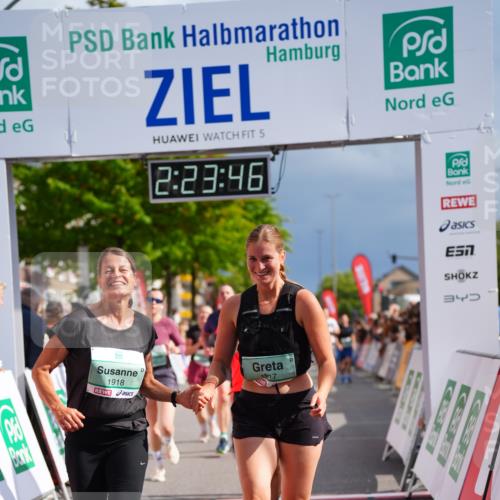 20.09.2026 - PSD Bank Halbmarathon LAZAROV Photography http://msf.ph/oto/10540447 20.09.2026 12:23:45 Ziel 1513, 1917, 1918, 2414, 2483, 3595, 4517 meine-sportfotos.de