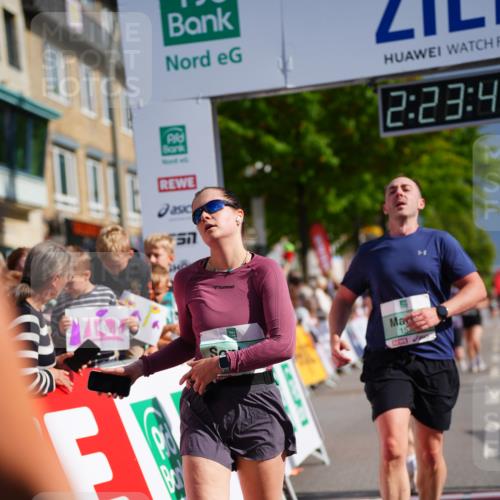 20.09.2026 - PSD Bank Halbmarathon LAZAROV Photography http://msf.ph/oto/10540454 20.09.2026 12:23:48 Ziel 1513, 1917, 1918, 2414, 2483, 3595 meine-sportfotos.de