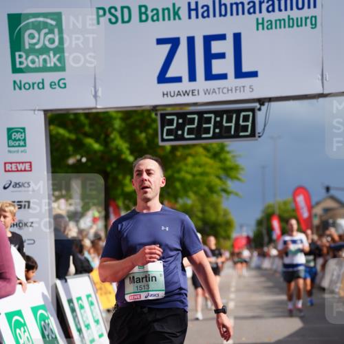 20.09.2026 - PSD Bank Halbmarathon LAZAROV Photography http://msf.ph/oto/10540476 20.09.2026 12:23:49 Ziel 1513, 1917, 1918, 1987, 2257, 2414, 2483, 2897, 3595 meine-sportfotos.de