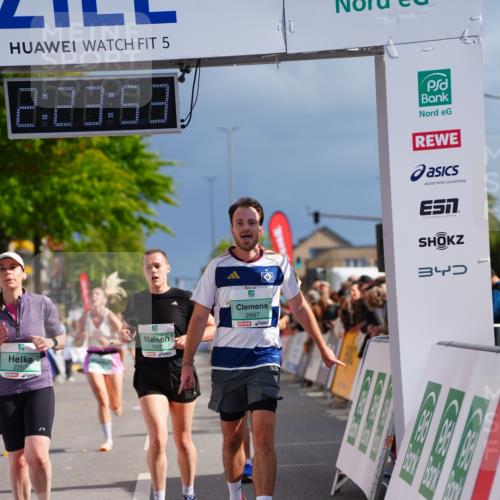 20.09.2026 - PSD Bank Halbmarathon LAZAROV Photography http://msf.ph/oto/10540516 20.09.2026 12:23:53 Ziel 1136, 1513, 1987, 2150, 2257, 2414, 2483, 2897, 3595 meine-sportfotos.de