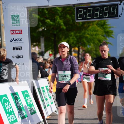 20.09.2026 - PSD Bank Halbmarathon LAZAROV Photography http://msf.ph/oto/10540541 20.09.2026 12:23:54 Ziel 1136, 1513, 1987, 2150, 2257, 2414, 2483, 2897 meine-sportfotos.de