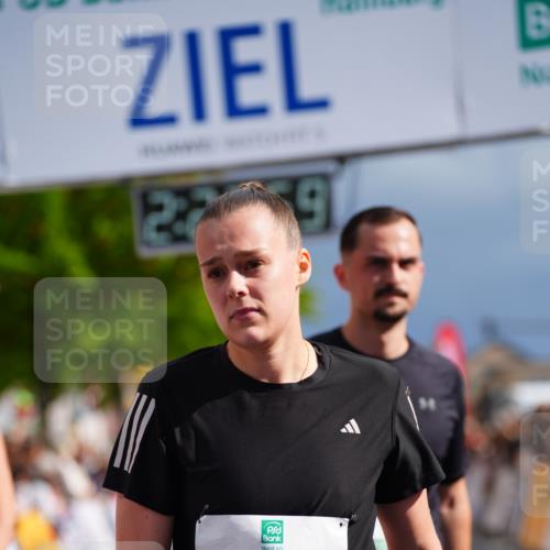 20.09.2026 - PSD Bank Halbmarathon LAZAROV Photography http://msf.ph/oto/10540626 20.09.2026 12:23:59 Ziel 1136, 1913, 1987, 2150, 2257, 2897, 3534, 3830 meine-sportfotos.de