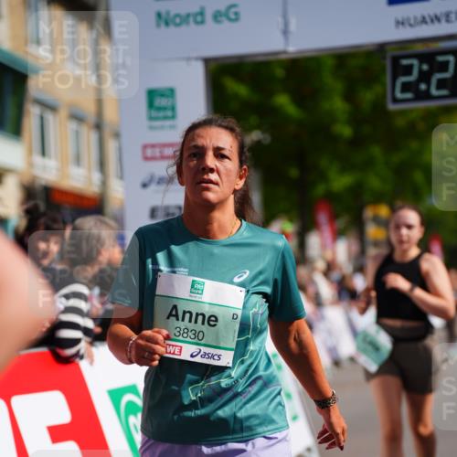 20.09.2026 - PSD Bank Halbmarathon LAZAROV Photography http://msf.ph/oto/10540718 20.09.2026 12:24:05 Ziel 1811, 1913, 2889, 3534, 3830 meine-sportfotos.de