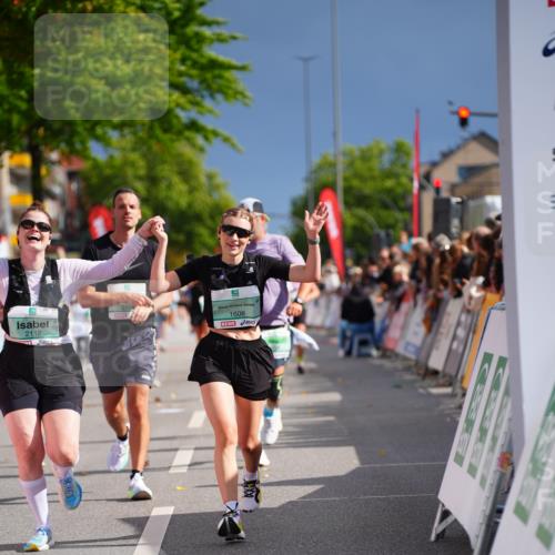 20.09.2026 - PSD Bank Halbmarathon LAZAROV Photography http://msf.ph/oto/10540804 20.09.2026 12:24:15 Ziel 1423, 1578, 1608, 2112, 2664, 2679, 4727 meine-sportfotos.de