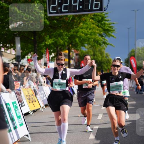 20.09.2026 - PSD Bank Halbmarathon LAZAROV Photography http://msf.ph/oto/10540818 20.09.2026 12:24:16 Ziel 1423, 1578, 1608, 2112, 2664, 2679, 4727 meine-sportfotos.de