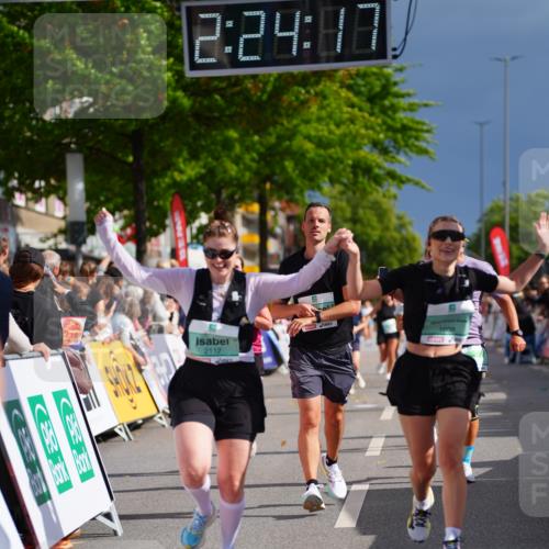 20.09.2026 - PSD Bank Halbmarathon LAZAROV Photography http://msf.ph/oto/10540835 20.09.2026 12:24:16 Ziel 1423, 1578, 1608, 2112, 2664, 2679, 4727 meine-sportfotos.de