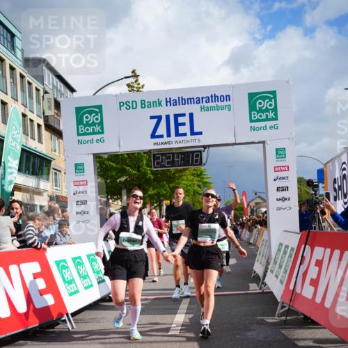 20.09.2026 - PSD Bank Halbmarathon LAZAROV Photography http://msf.ph/oto/10540864 20.09.2026 12:24:18 Ziel 1423, 1578, 1608, 1734, 2112, 2664, 2679, 4727 meine-sportfotos.de